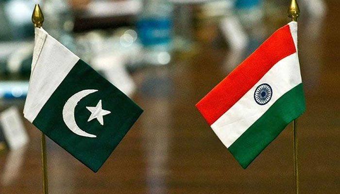 438056_246532_pak-india-flags_updates.jpg