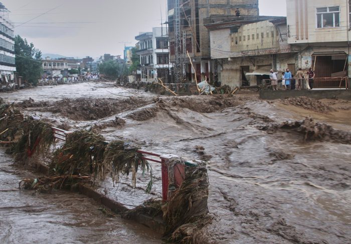 Flash-floods-Pakistan-Guardian-Picture-02-700x487-1.jpg